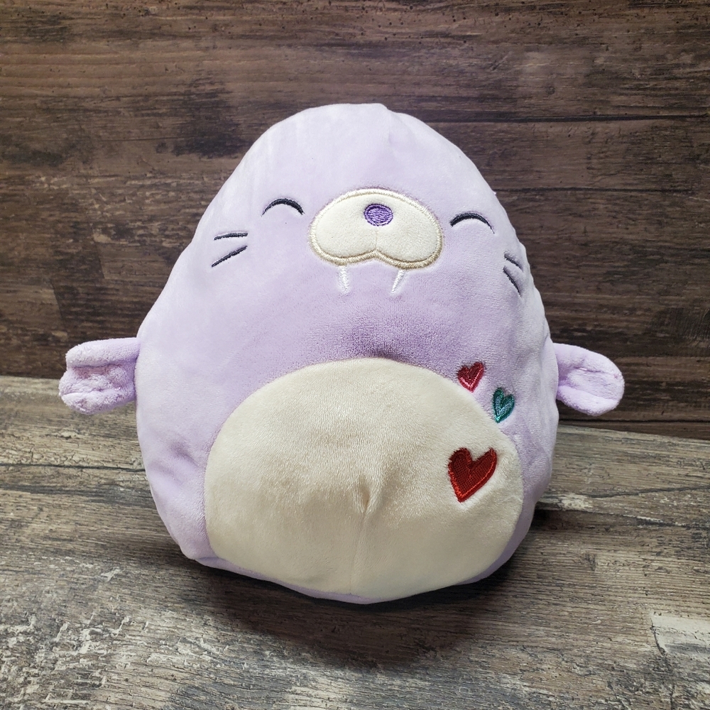 Squishmallows WINNIE the Purple Walrus 8” Valentines Hearts Edition Kellytoy